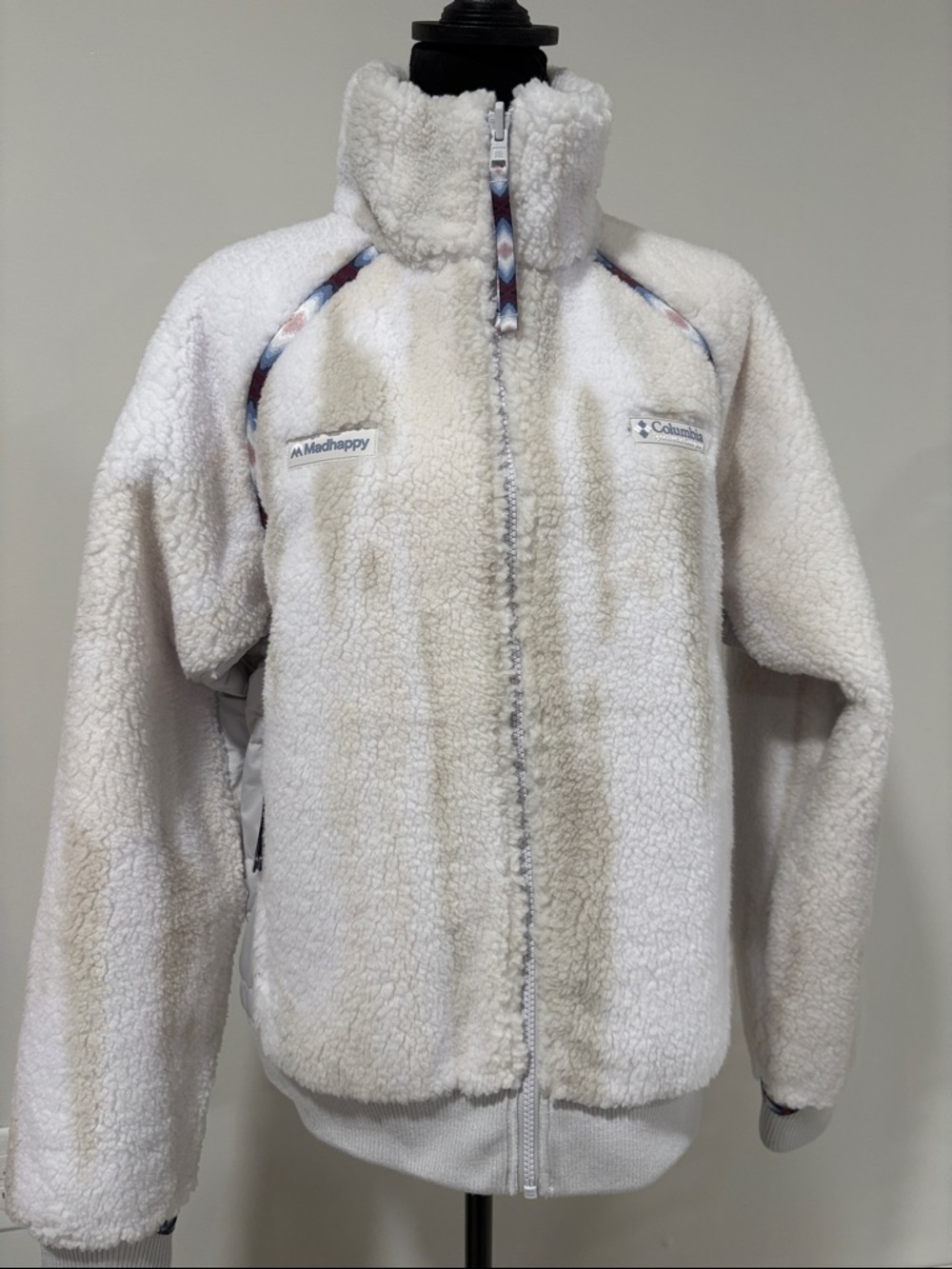 Madhappy/Columbia Collab Unisex White Sherpa Jacket with Patterned Trim M